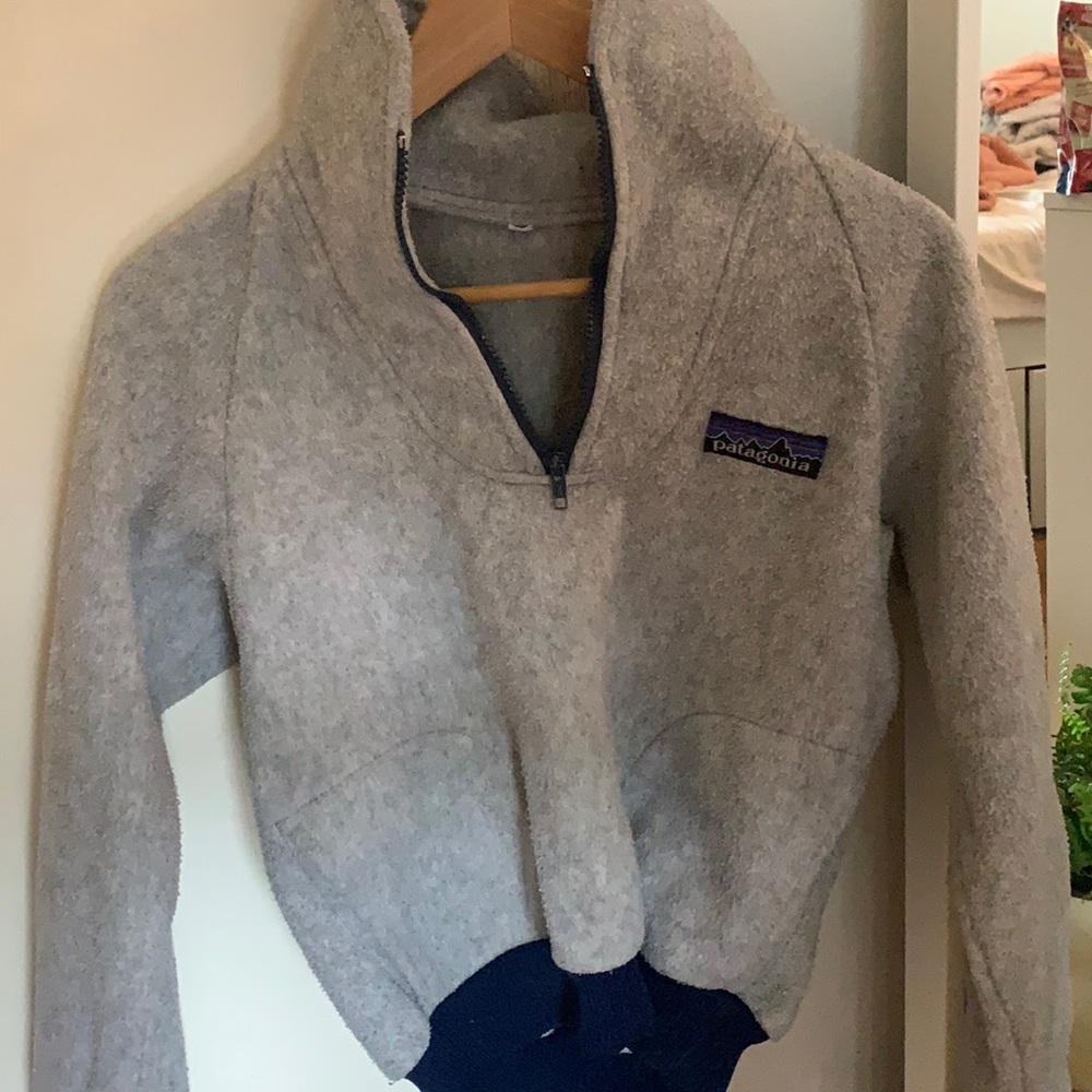 Vintage grey  Patagonia quarter zip